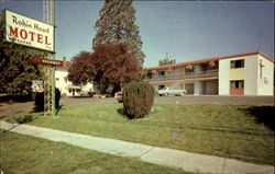 Robin Hood Motel, 136 East Gorge Rd. Postcard