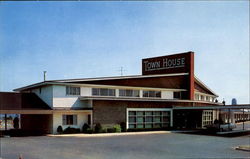 Town House Motor Hotel, U. S. 9 Postcard