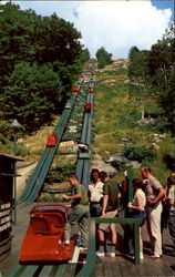 Boarding The Upper Unit, Cranmore Skimobile Postcard