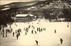 Recreation Building And Skiiers, Belknap Mts Postcard
