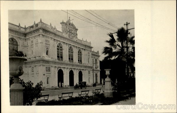 The Exposition Palace On Paseo Colon Lima Peru