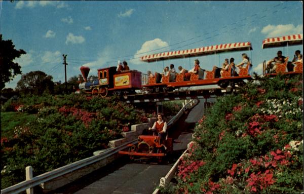 Dutch Wonderland Castle Gift Shop, U. S. Route 30 East Lancaster Pennsylvania