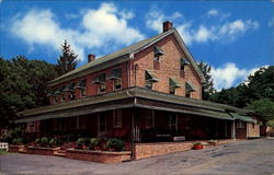 Mt. Trail Inn, R. d. No. 1 Postcard