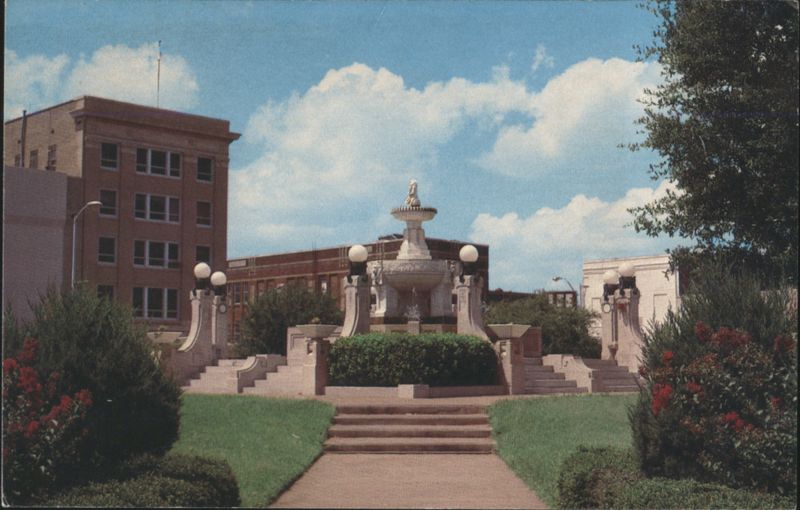The Fountain on the Plaza, Paris, TX Texas