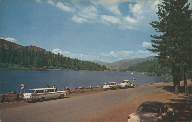 Hume Lake, California, Cars by the Shore