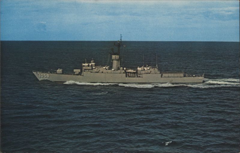 U.S.S. MEYERKORD (DE-1058) Ocean Escort Destroyer U.S. Navy Photo