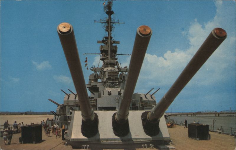 USS Alabama Battleship, 16-inch Guns, Mobile, AL EMORY ARNETTE