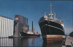 La Cordillera Loading Grain, Duluth-Superior Seaport Terminal Postcard