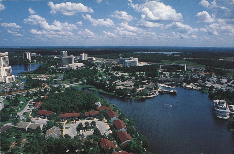 Walt Disney World, Life on the Lagoons