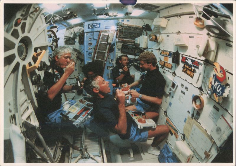 Astronauts' Mealtime, Space Shuttle Discovery Flight 41-D