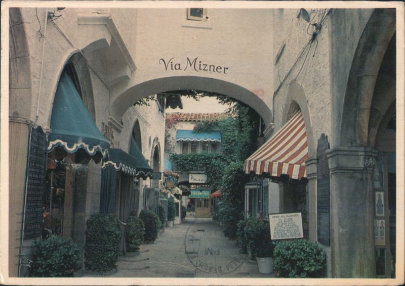 Via Mizner, Exclusive Shopping Area, Palm Beach Florida