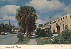 Ocean Avenue, Vero Beach, Florida Postcard