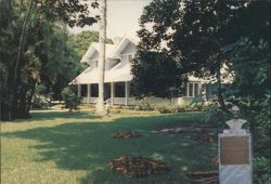 Henry Ford Home, Fort Myers, FL Postcard