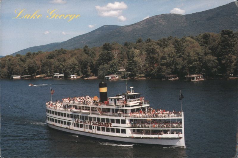 Lac du Saint Sacrement Cruise Ship on Lake George New York