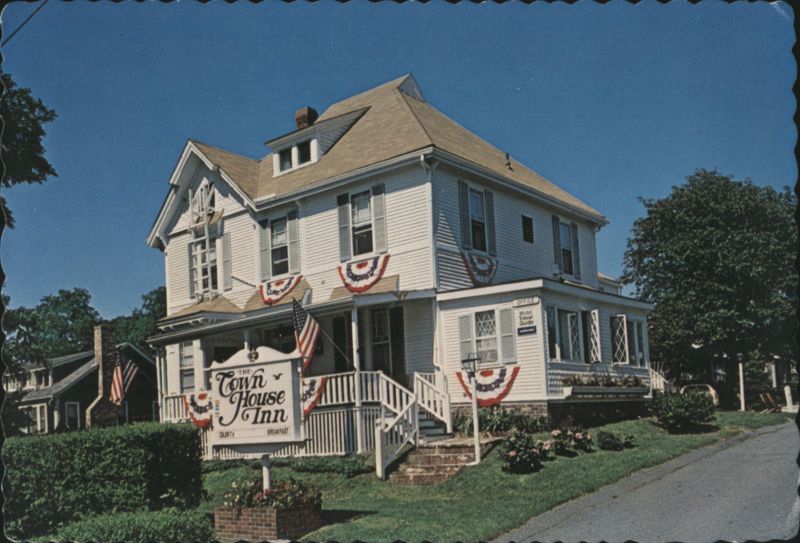 The Town House Inn and Lodge, Chatham, MA Massachusetts