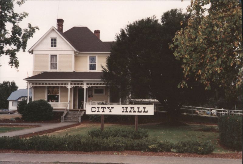 City Hall, Scappoose, Oregon Lee Hamilton