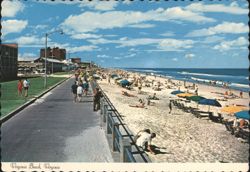 Virginia Beach, Virginia - North View of Beach Front Postcard