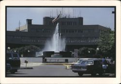 Greater Pittsburgh International Airport main entrance & fountain Postcard
