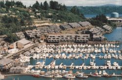 Embarcadero Resort Hotel & Marina, Newport, Oregon Postcard
