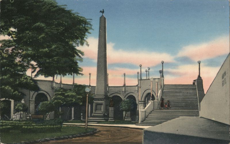French Plaza, Sea Wall Obelisk, Panama City