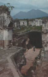 Interior del Convento de San Francisco, Antigua Guatemala Postcard