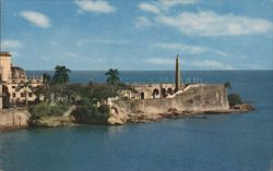Las Bovedas Seawall, Plaza de Francia, Panama City Postcard