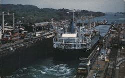 Ship in Gatun Locks, Panama Canal Postcard
