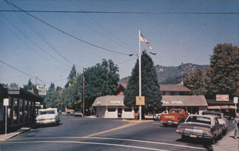 Main Street Intersection, Rogue River, Oregon