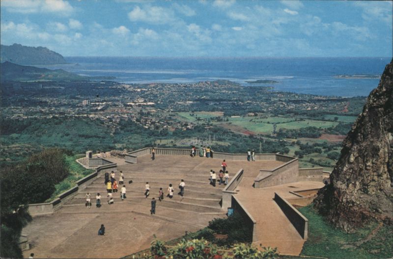 Nuuanu Pali Lookout View of Windward Oahu Honolulu Hawaii