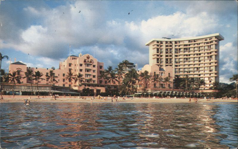 Royal Hawaiian Hotel, Waikiki Beach, Honolulu, Hawaii