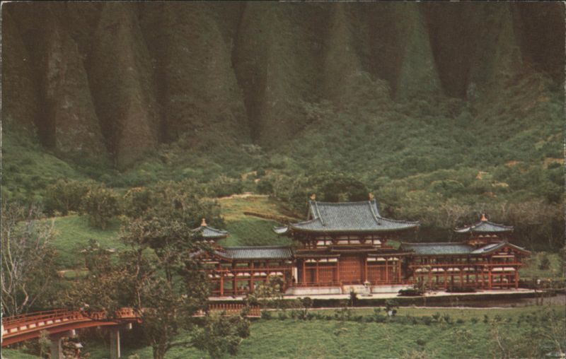 Byodo-In Temple, Valley of the Temples, Oahu Honolulu Hawaii