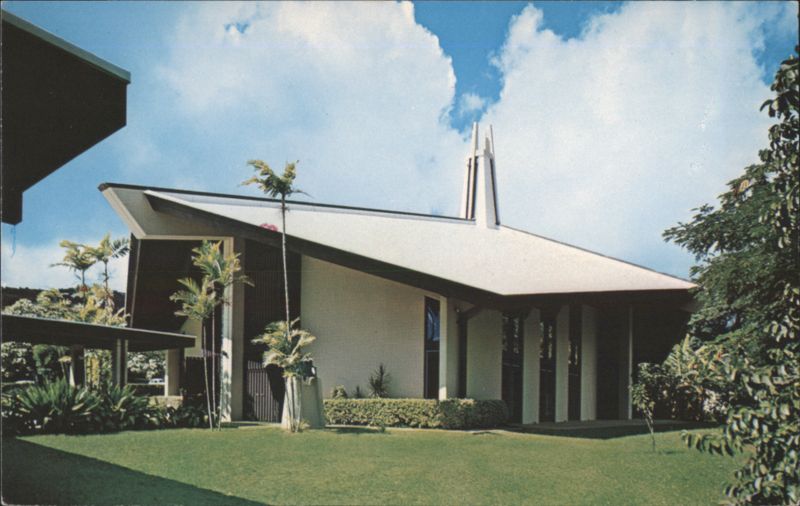 Nuuanu Congregational Church in Tropical Garden Honolulu Hawaii