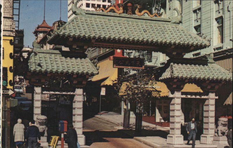 China Gate, Chinatown Entrance, San Francisco California