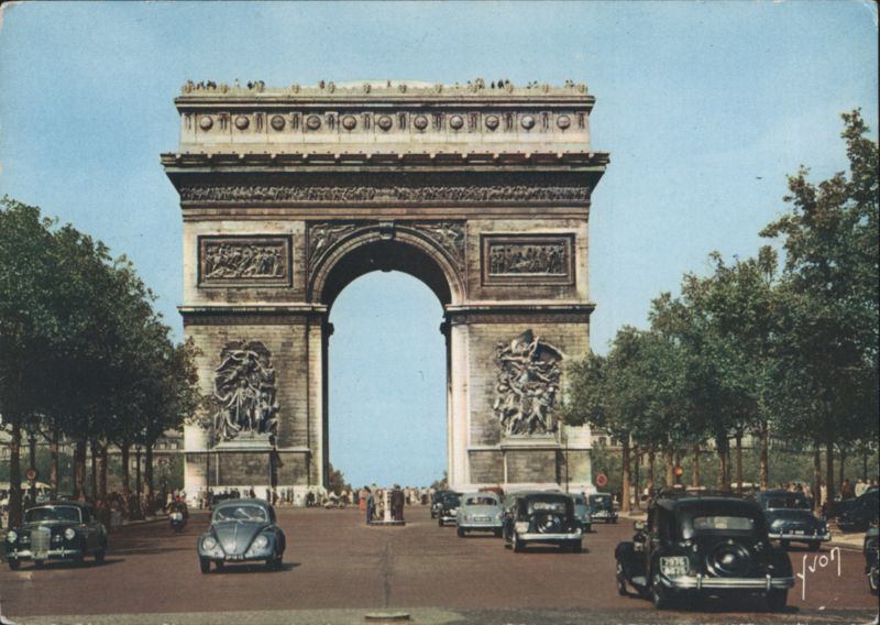 Arc de Triomphe de l'Étoile, Paris France
