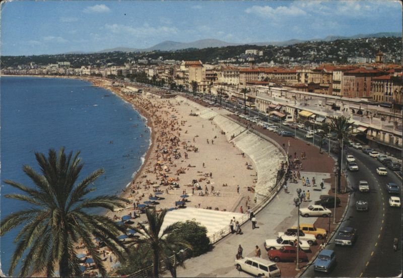 Nice Coastline: Quai des Etats-Unis & Plage des Ponchettes France