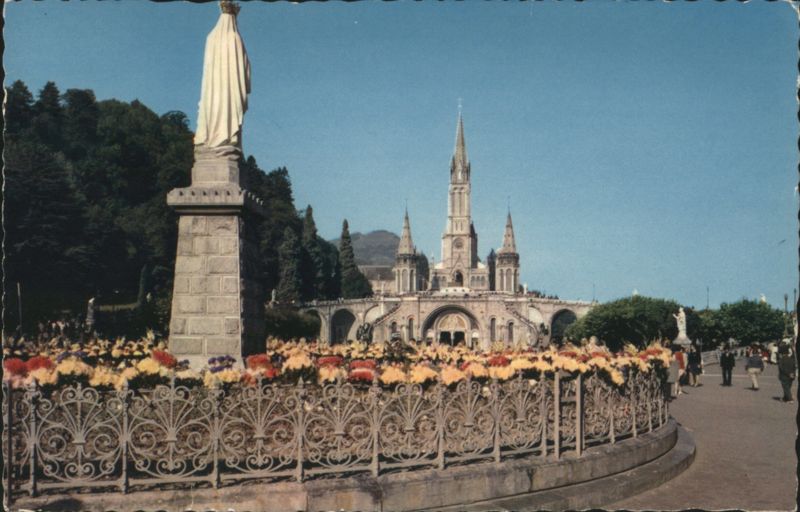 Lourdes Basilica and the Crowned Virgin Statue France