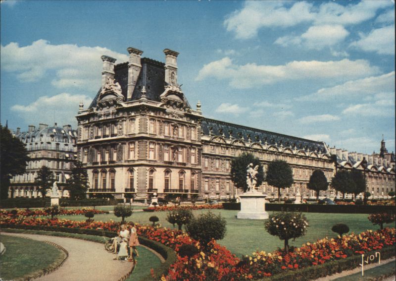 Pavillon de Marsan, Jardin des Tuileries, Paris France