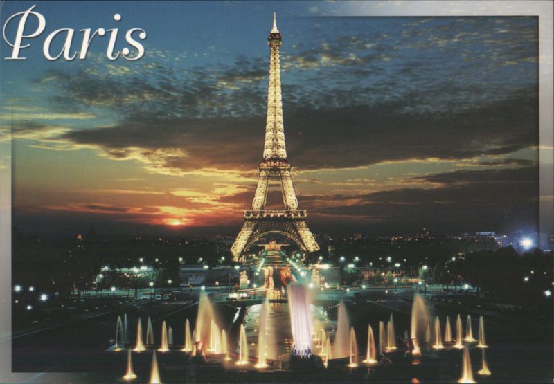 Eiffel Tower and Trocadéro Fountains at Sunset, Paris France