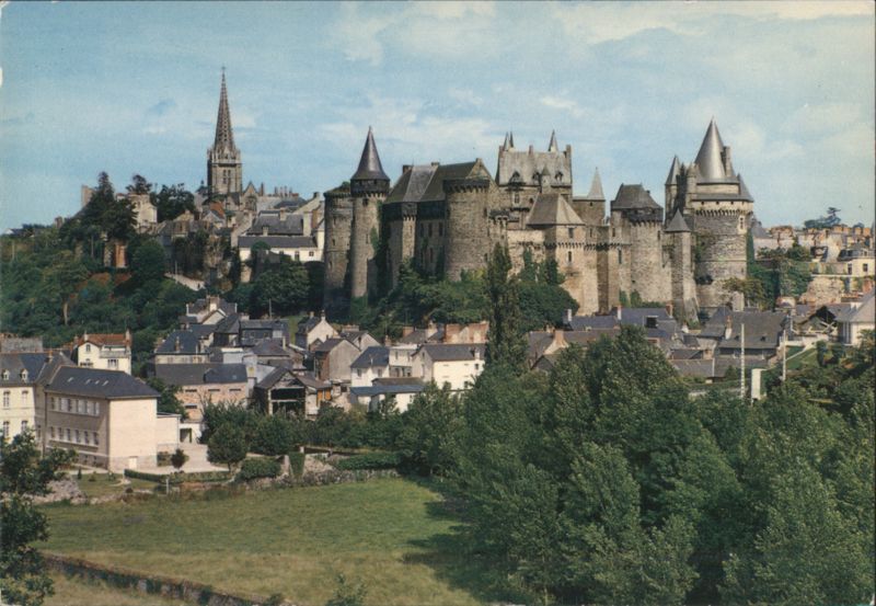 Château Féodal and Town, Vitré France