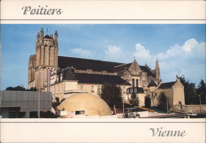 Poitiers Cathedral and Espace Mendès-France