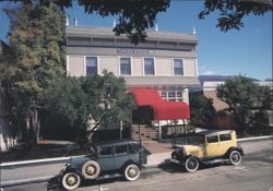 Garden Street Inn with Vintage Cars, San Luis Obispo Postcard