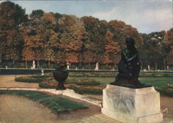 Modest Venus by Coysevox, North Parterre, Versailles Postcard