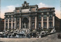 Trevi Fountain with sculpted figures in Rome Postcard
