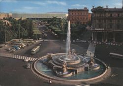 Piazza Esedra, Rome with Large Central Fountain Postcard