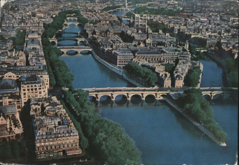 Paris - L'Ile de la Cité and Pointe du Vert Galant France