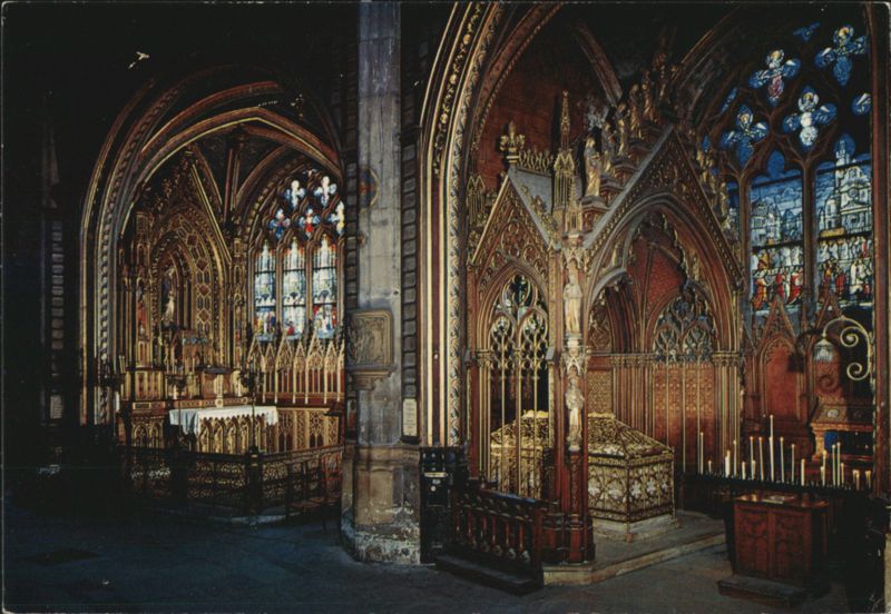 Saint-Etienne-du-Mont: Chapel and Tomb of Saint Genevieve Paris France