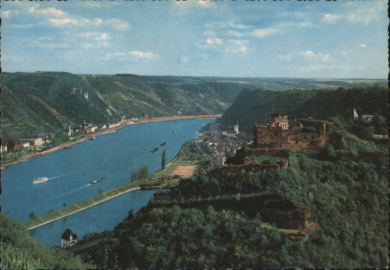 St. Goar am Rhein with Burg Rheinfels, Rhine Valley Panorama Germany