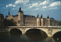 La Conciergerie & Pont-au-Change over Seine, Paris Postcard