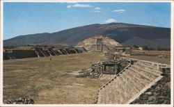 Pyramid of the Moon & Avenue of the Dead, Mexico Chrome PC Postcard