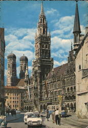 Munich: New Town Hall and Frauenkirche with Street Scene Postcard